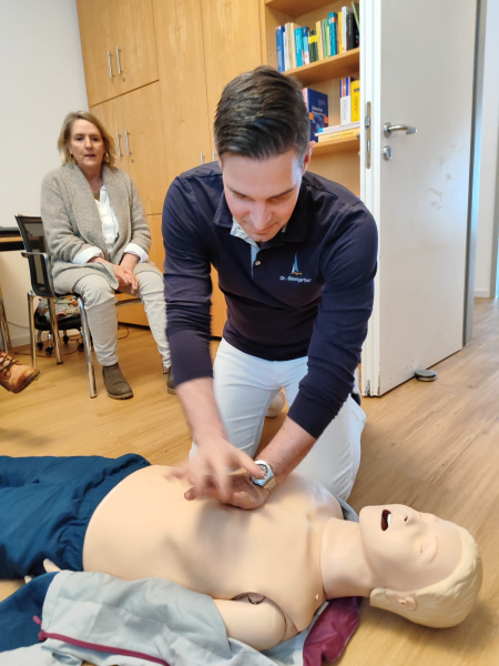 Hanse-Klinik GmbH Lübeck • Fachklinik für Liposuktion beim Lipödem contact