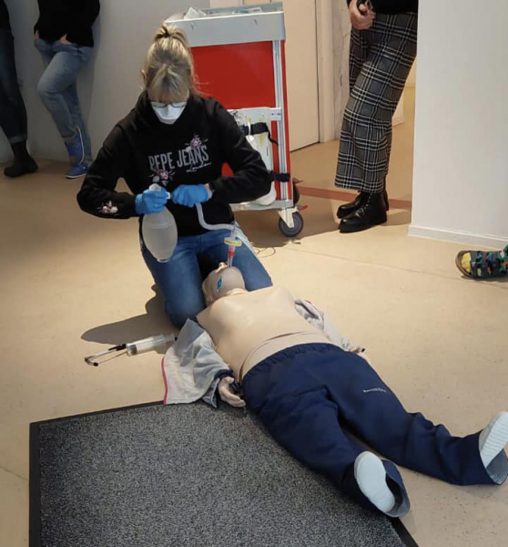 Hanse-Klinik GmbH Lübeck • Fachklinik für Liposuktion beim Lipödem Kontakt