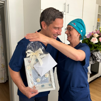 Regina at her 10-year anniversary with Hanse Clinic in 2026. 2